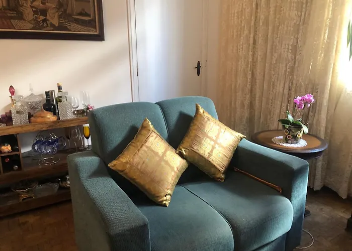 Quarto Em Apartamento